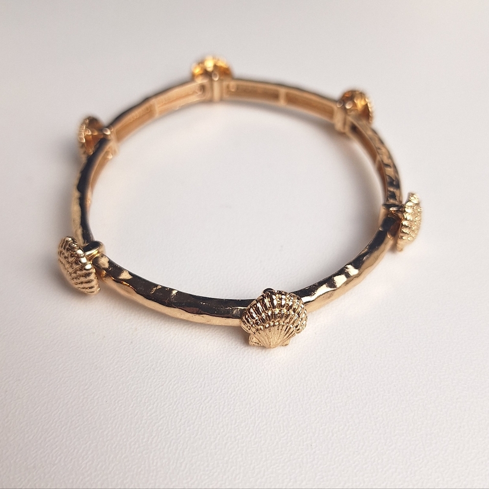 Goldtone Seashell Stretchy Bangle Bracelet